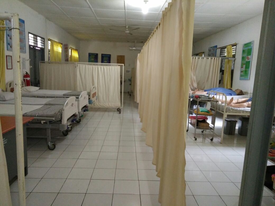 LABORATORIUM INC(PERSALINAN) PRODI KEBIDANAN P. SIANTAR